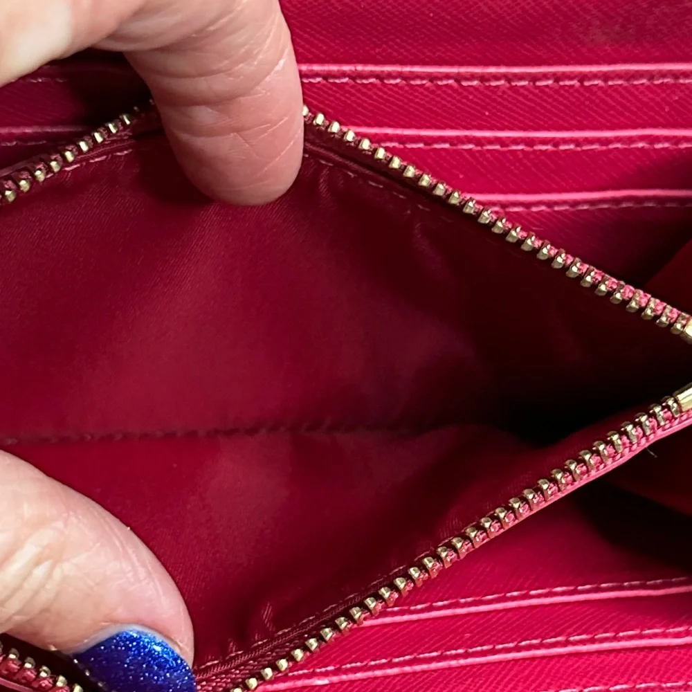 Tory Burch Magenta/Plum Leather Zip-Around Continental Wallet